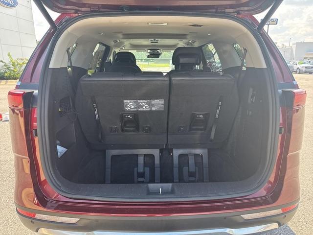 Photo of 2022 Flare Red Kia Carnival