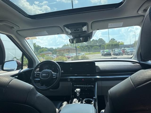 Photo of 2022 Flare Red Kia Carnival