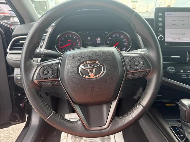 Photo of 2022 Black Toyota Camry