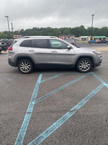 2017 Jeep Cherokee