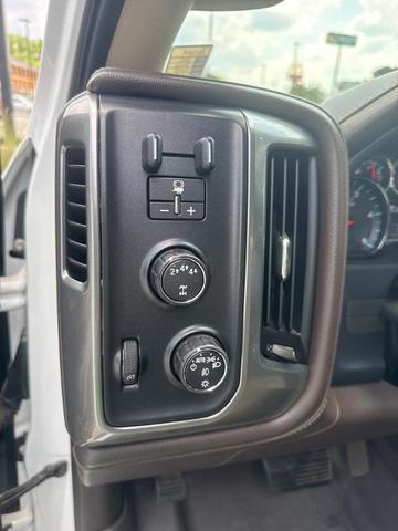 Photo of 2018 Summit White Chevrolet Silverado 2500