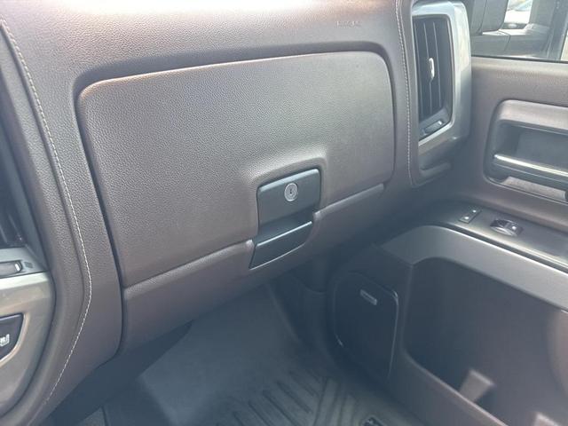 Photo of 2018 Summit White Chevrolet Silverado 2500