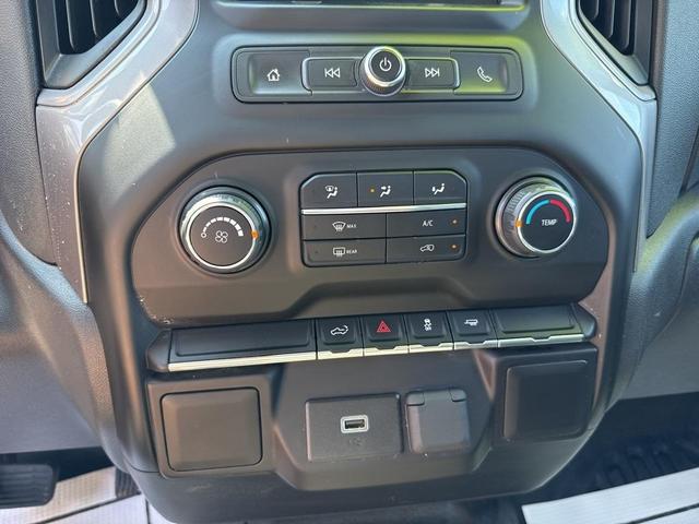 Photo of 2019 Silver Ice Metallic Chevrolet Silverado 1500