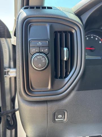 Photo of 2019 Silver Ice Metallic Chevrolet Silverado 1500