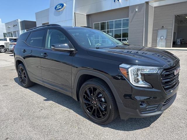 Photo of 2024 Ebony Twilight Metallic GMC Terrain