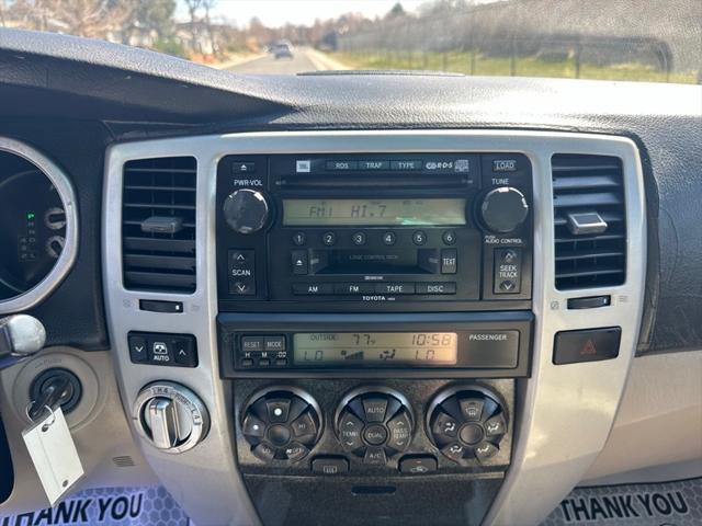 Photo of 2003 Natural White Toyota 4Runner