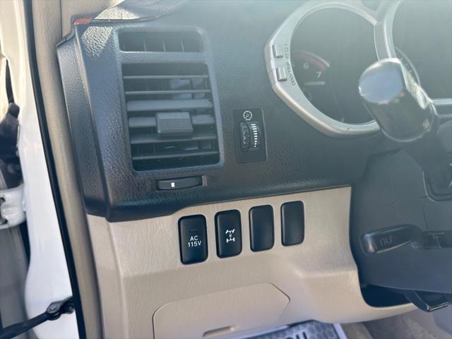 Photo of 2003 Natural White Toyota 4Runner