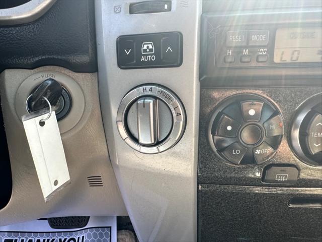 Photo of 2003 Natural White Toyota 4Runner