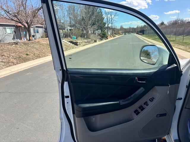 Photo of 2003 Natural White Toyota 4Runner
