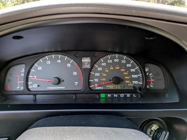 Photo of 2001 Silver Toyota 4Runner