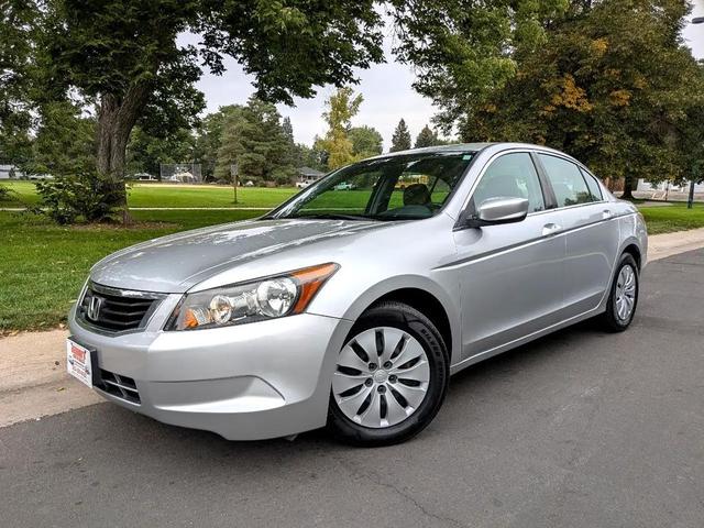 Photo of 2008 Alabaster Silver Metallic Honda Accord