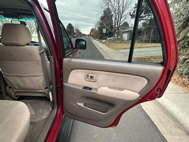 Photo of 2002 Maroon Toyota 4Runner