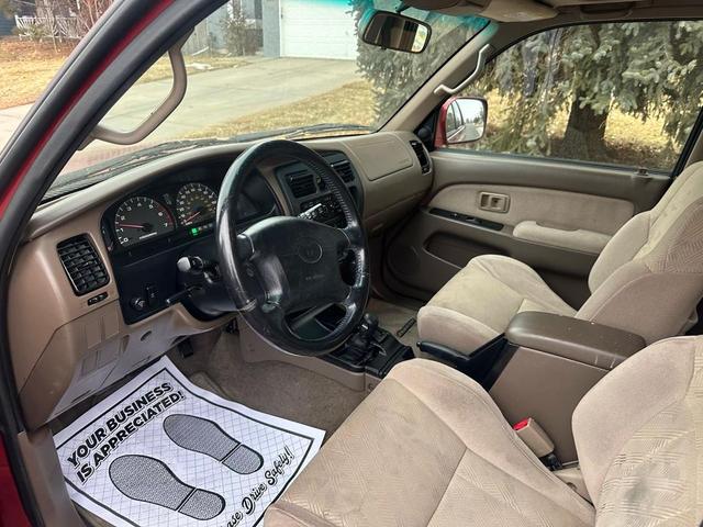 Photo of 2002 Maroon Toyota 4Runner