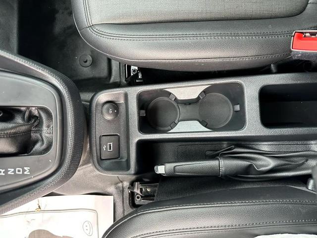 Photo of 2022 Frozen White Ford Transit Connect