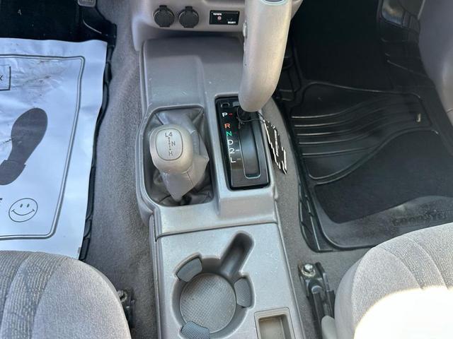 Photo of 2004 Black Sand Pearl Toyota Tacoma