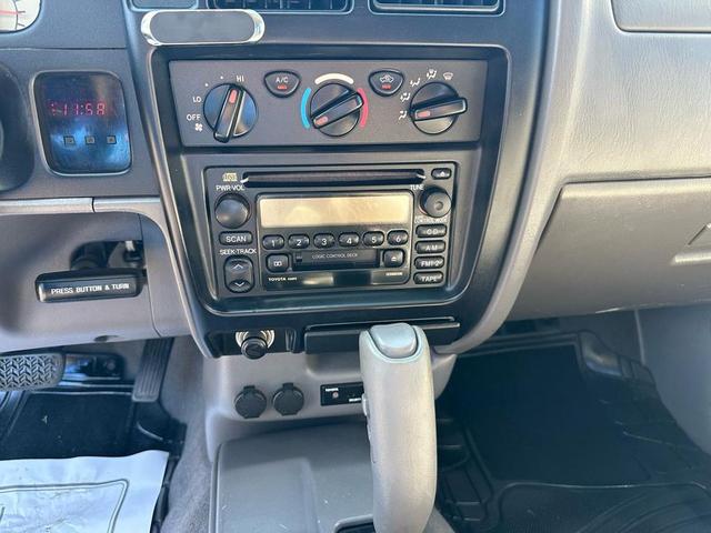 Photo of 2004 Black Sand Pearl Toyota Tacoma