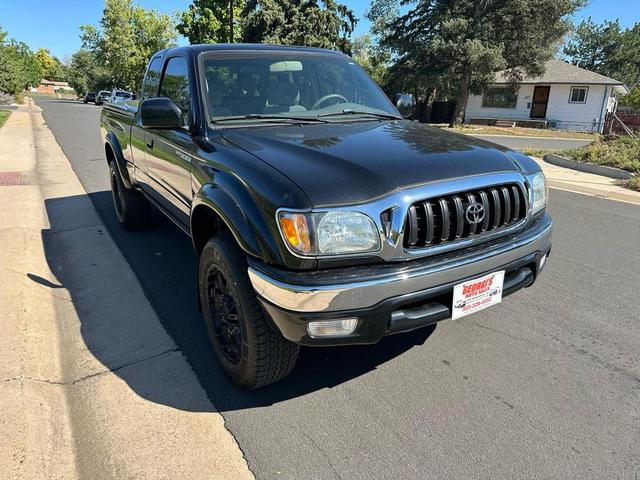 Photo of 2004 Black Sand Pearl Toyota Tacoma