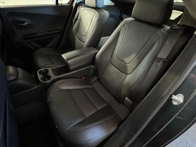 Photo of 2015 Black Chevrolet Volt