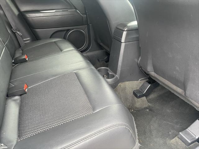 Photo of 2016 Grey Jeep Compass