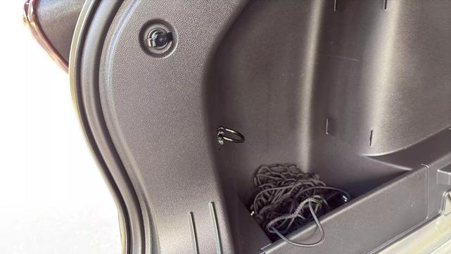 Photo of 2025 Mosaic Black Metallic Chevrolet Trax