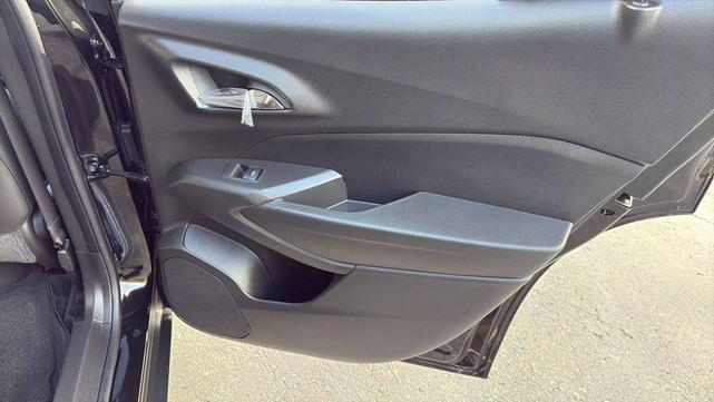 Photo of 2025 Mosaic Black Metallic Chevrolet Trax