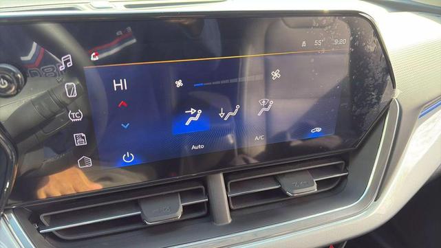 Photo of 2025 Mosaic Black Metallic Chevrolet Trax