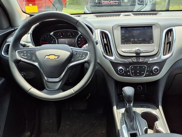 Photo of 2023 Sterling Gray Metallic Chevrolet Equinox