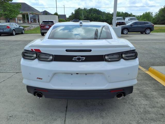 Photo of 2024 Summit White Chevrolet Camaro