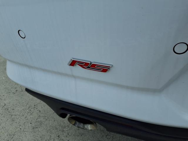 Photo of 2024 Summit White Chevrolet Camaro