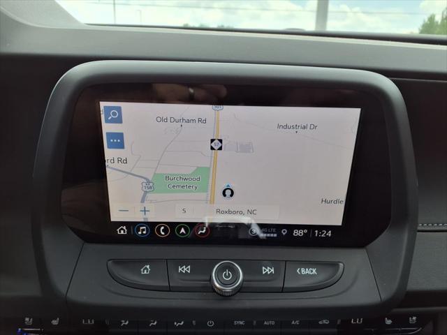 Photo of 2024 Summit White Chevrolet Camaro