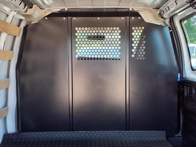 Photo of 2024 Summit White GMC Savana 2500