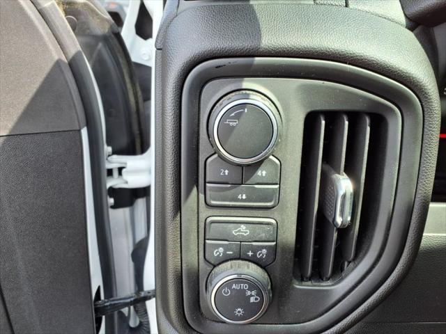 Photo of 2024 Summit White Chevrolet Silverado 2500