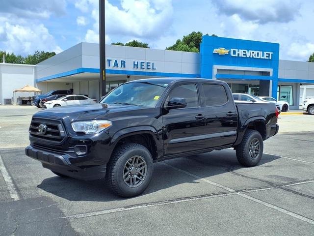 Photo of 2020 Blue Toyota Tacoma