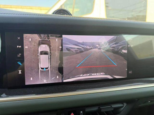 Photo of 2025 Chalk Porsche Cayenne E-Hybrid