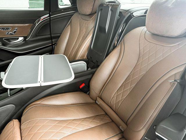 Photo of 2019 Black Mercedes-Benz Maybach S 560