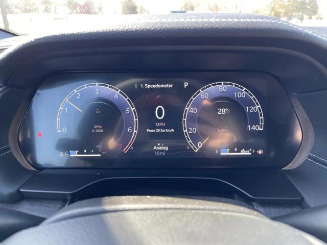 Photo of 2025 Bright White CL Jeep Grand Cherokee