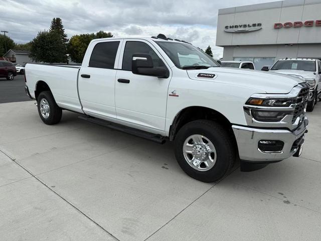 Photo of 2026 Bright White Clearcoat RAM 3500