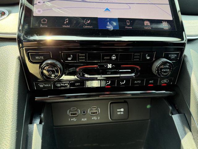 Photo of 2025 Velvet Red Pear Jeep Grand Cherokee