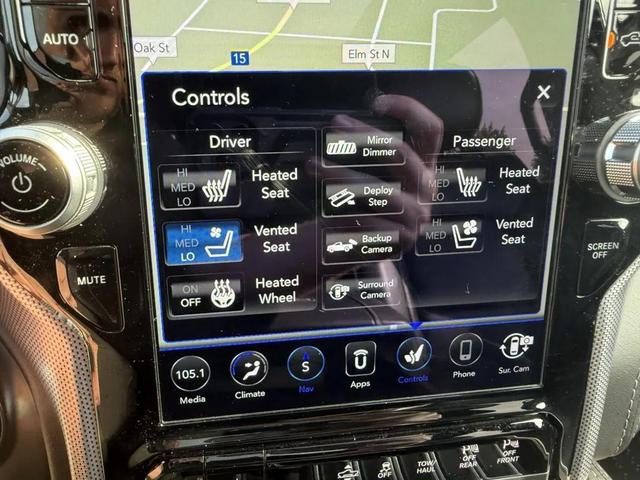 Photo of 2020 Diamond Black Crystal Pearlcoat RAM 1500