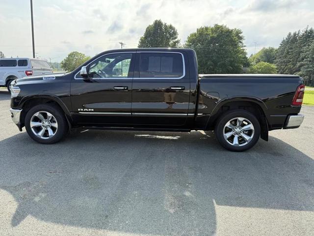 Photo of 2020 Diamond Black Crystal Pearlcoat RAM 1500