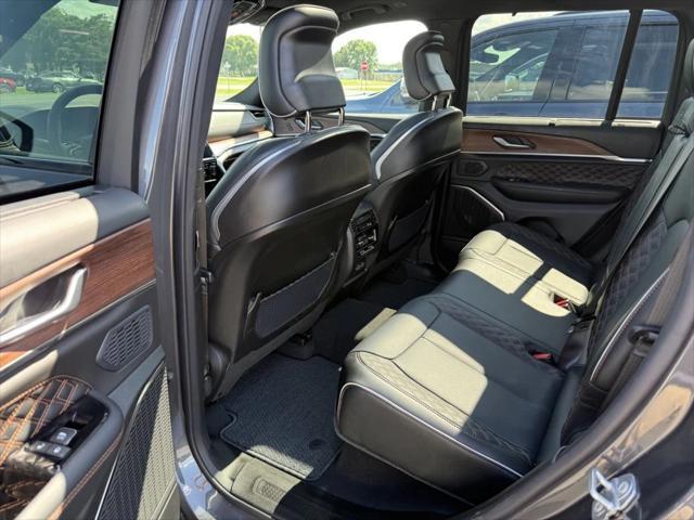 Photo of 2025 Baltic Gray Metallic Clearcoat Jeep Grand Cherokee