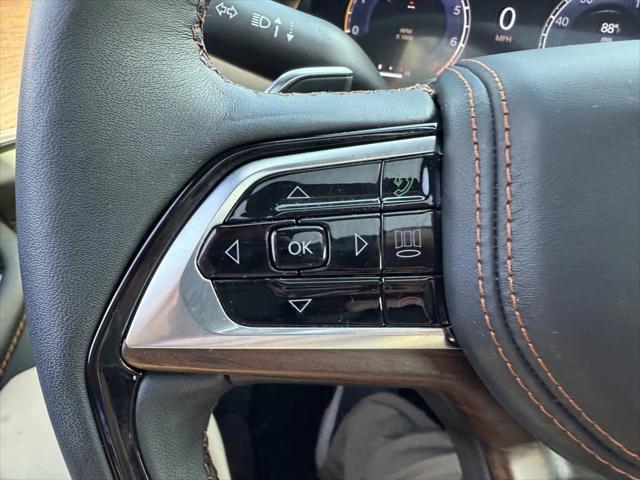 Photo of 2025 Baltic Gray Metallic Clearcoat Jeep Grand Cherokee