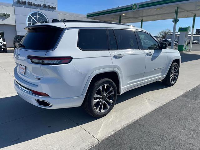 Photo of 2025 Bright White Clearcoat Jeep Grand Cherokee L