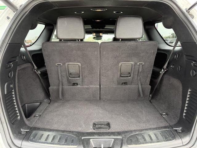 Photo of 2022 White Knuckle Clearcoat Dodge Durango