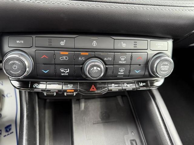 Photo of 2022 White Knuckle Clearcoat Dodge Durango