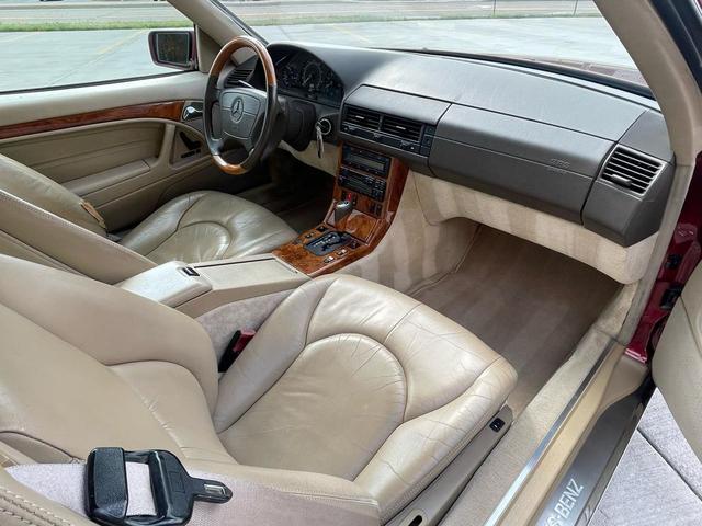 Photo of 1997 Red Mercedes-Benz SL-Class