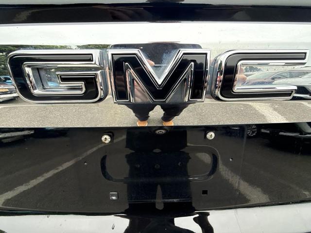 Photo of 2023 Onyx Black GMC Yukon