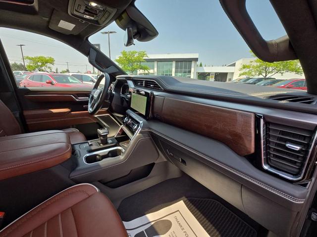 Photo of 2024 Onyx Black GMC Sierra 1500