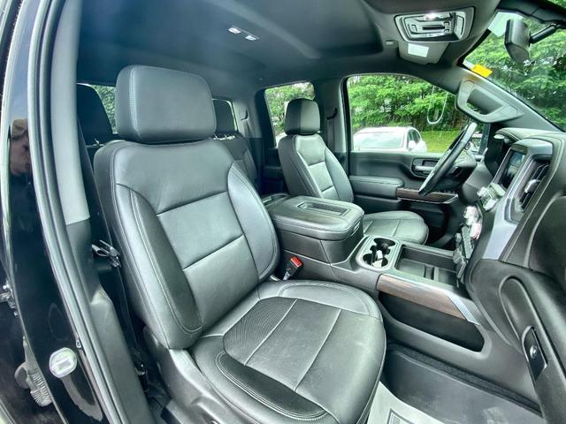 Photo of 2022 Onyx Black GMC Sierra 2500