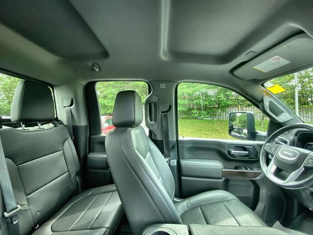 Photo of 2022 Onyx Black GMC Sierra 2500